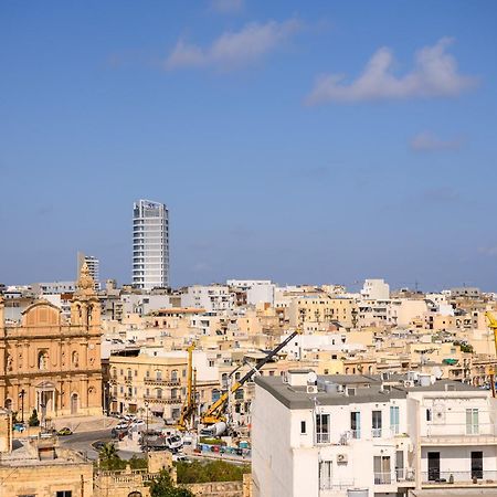 F11 Room 3, Private Room Two Single Beds Shared Bathroom In Shared Flat Msida Exteriör bild